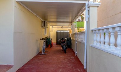 Revente - Villa - Orihuela Costa - Villamartín