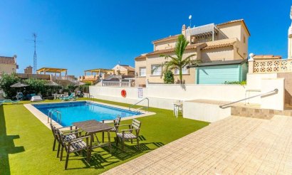 Revente - Villa - Orihuela Costa - Villamartín