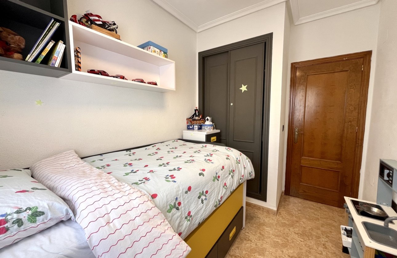 Resale - Townhouse - Villamartin
