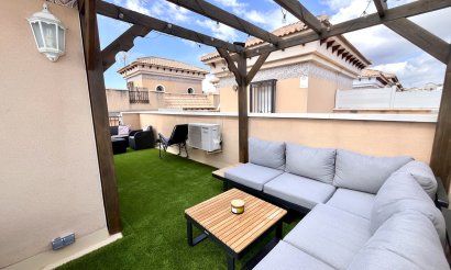 Resale - Townhouse - Villamartin