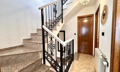 Resale - Townhouse - Villamartin