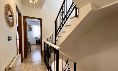 Resale - Townhouse - Villamartin