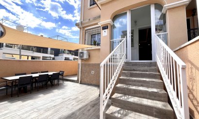 Resale - Townhouse - Villamartin