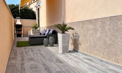 Resale - Townhouse - Villamartin