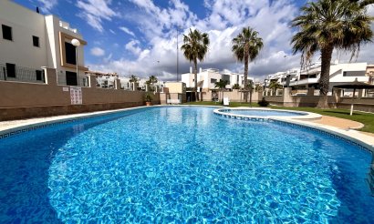 Resale - Townhouse - Villamartin