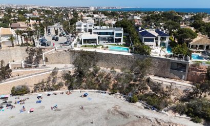 Resale - Villa - Cabo Roig