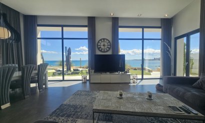 Resale - Villa - Cabo Roig