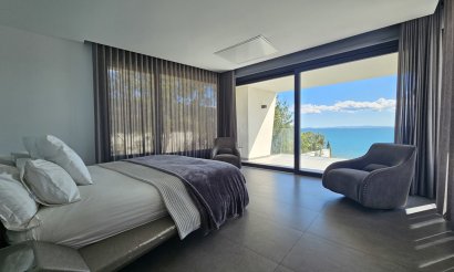 Resale - Villa - Cabo Roig