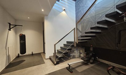 Resale - Villa - Cabo Roig