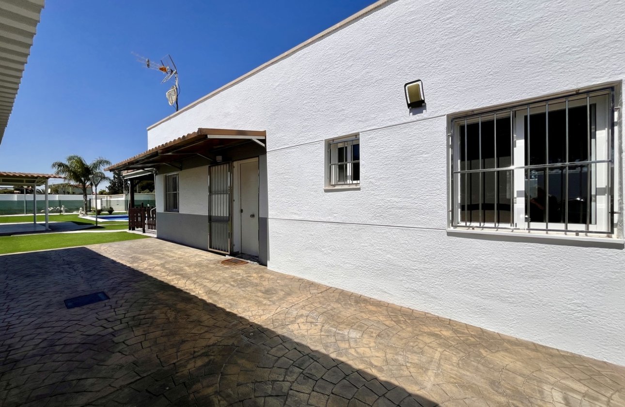 Resale - Villa - Alcantarilla