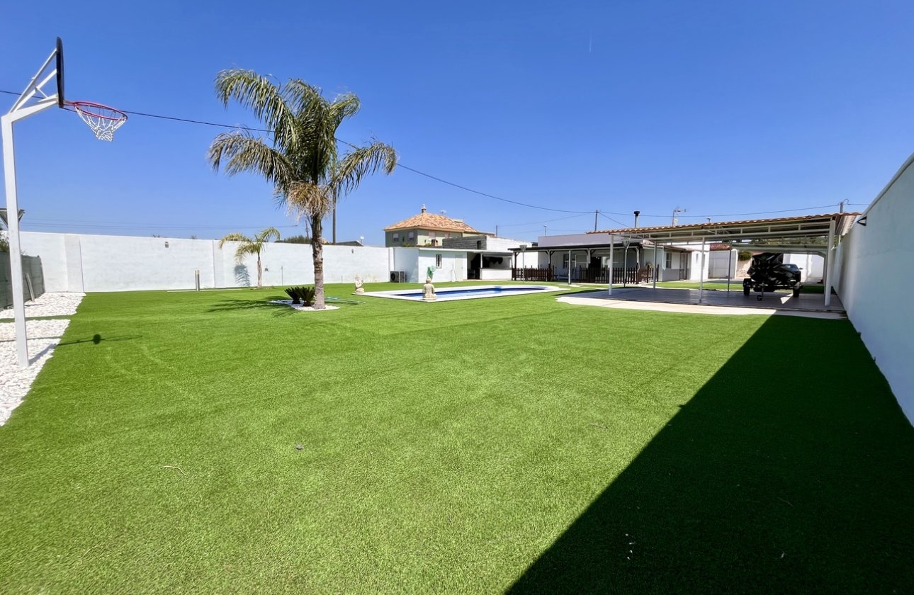 Resale - Villa - Alcantarilla