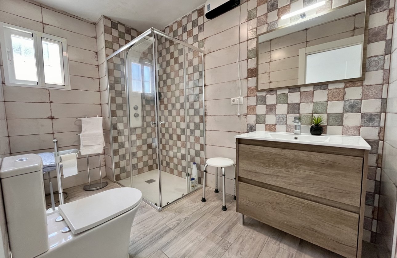 Resale - Villa - Alcantarilla