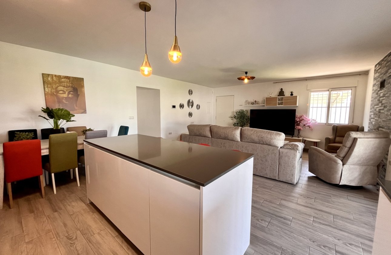 Resale - Villa - Alcantarilla