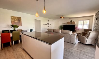 Resale - Villa - Alcantarilla