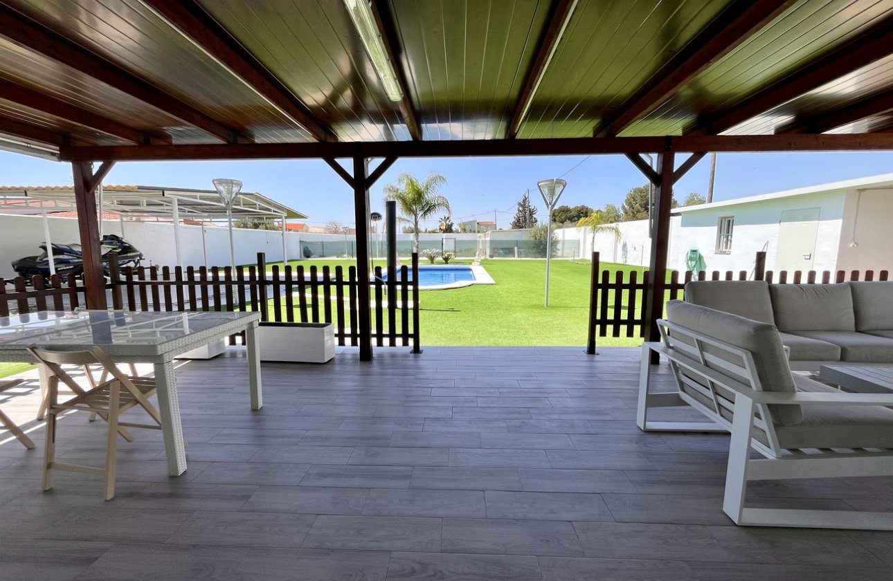 Resale - Villa - Alcantarilla