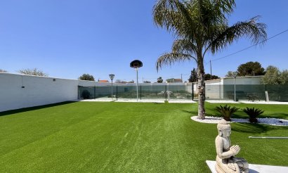 Resale - Villa - Alcantarilla