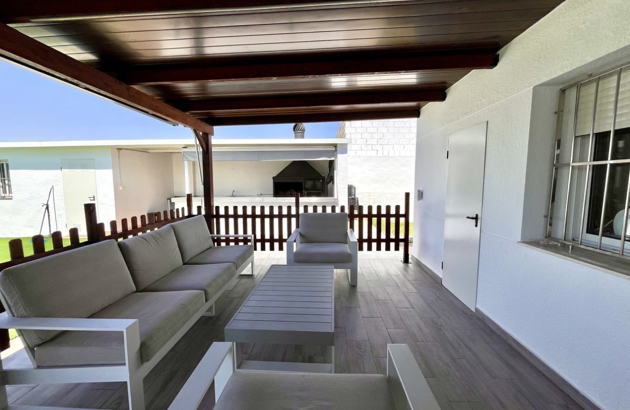 Resale - Villa - Alcantarilla