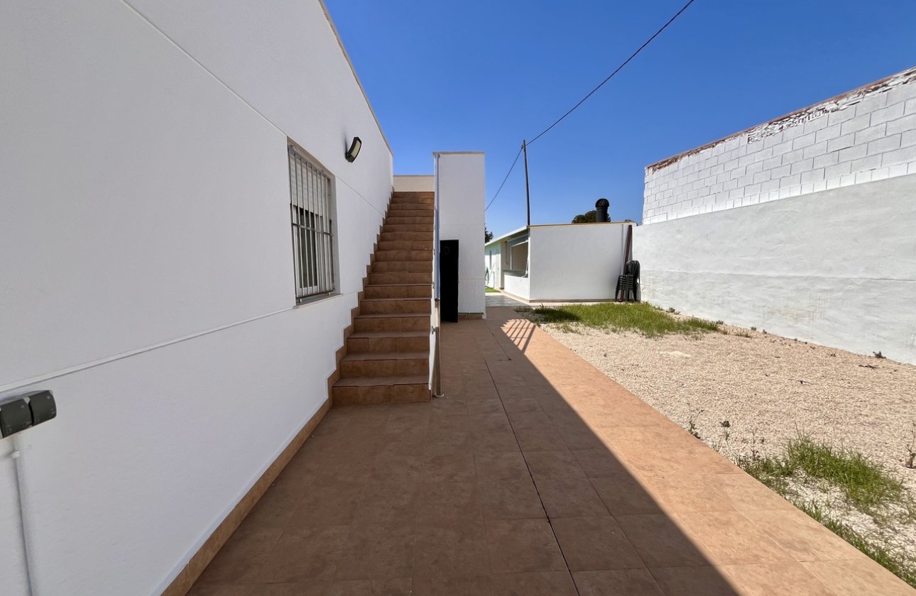 Resale - Villa - Alcantarilla