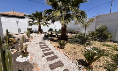 Resale - Villa - Alcantarilla