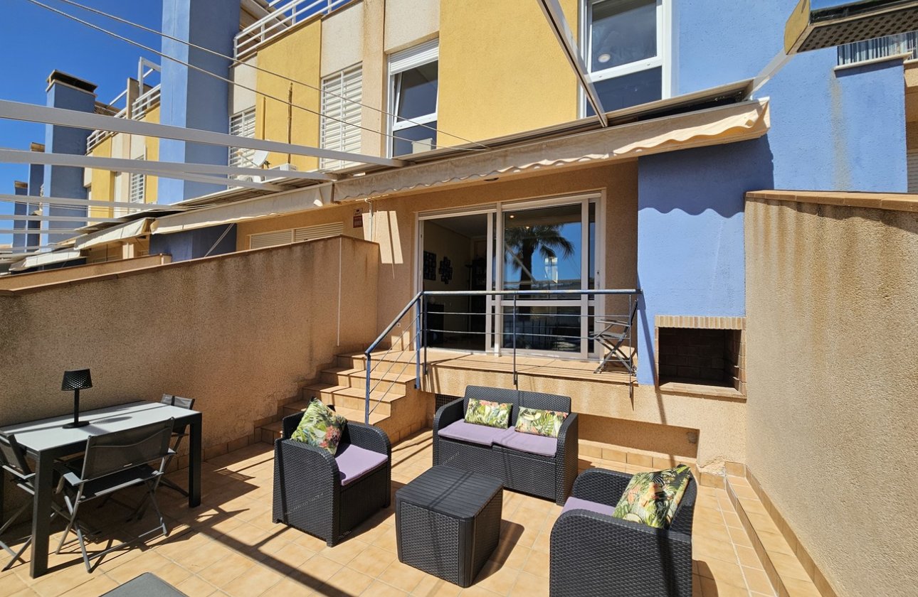 Resale - Villa - Cabo Roig