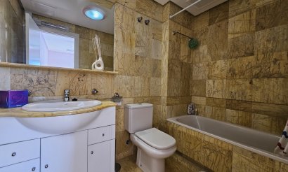 Resale - Villa - Cabo Roig