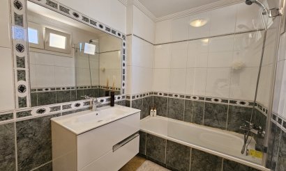 Resale - Villa - Cabo Roig