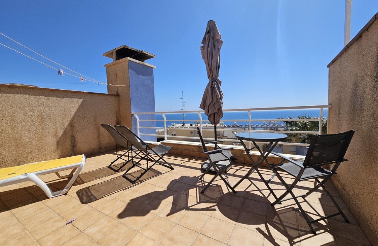 Resale - Villa - Cabo Roig