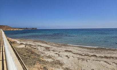 Resale - Villa - Cabo Roig