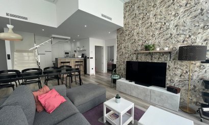 Resale - Villa - Los Balcones