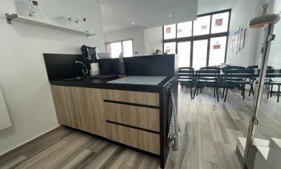 Resale - Villa - Los Balcones