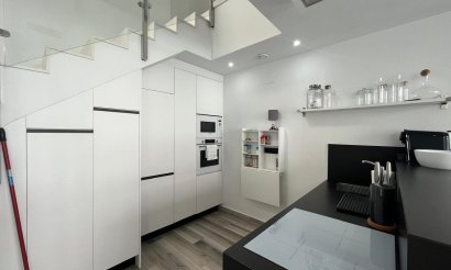 Resale - Villa - Los Balcones