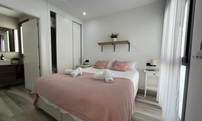 Resale - Villa - Los Balcones