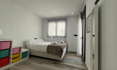 Resale - Villa - Los Balcones