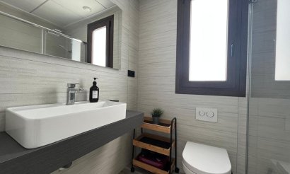 Resale - Villa - Los Balcones