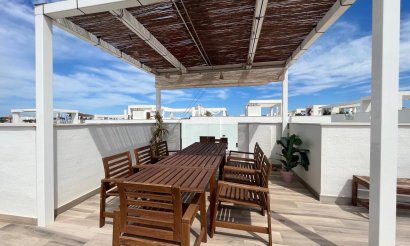 Resale - Villa - Los Balcones