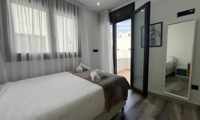 Resale - Villa - Los Balcones