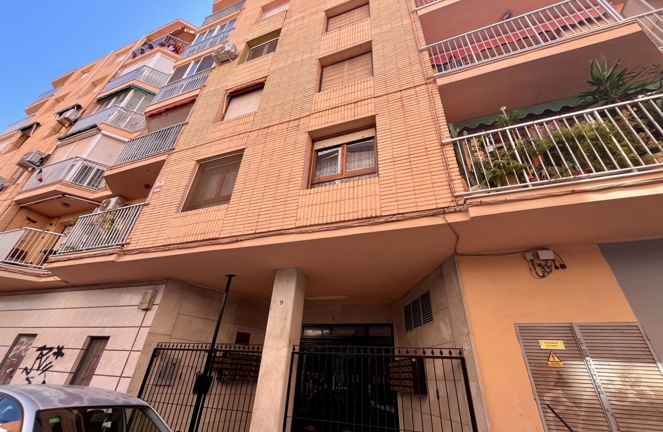 Resale - Apartment / flat - Torrevieja