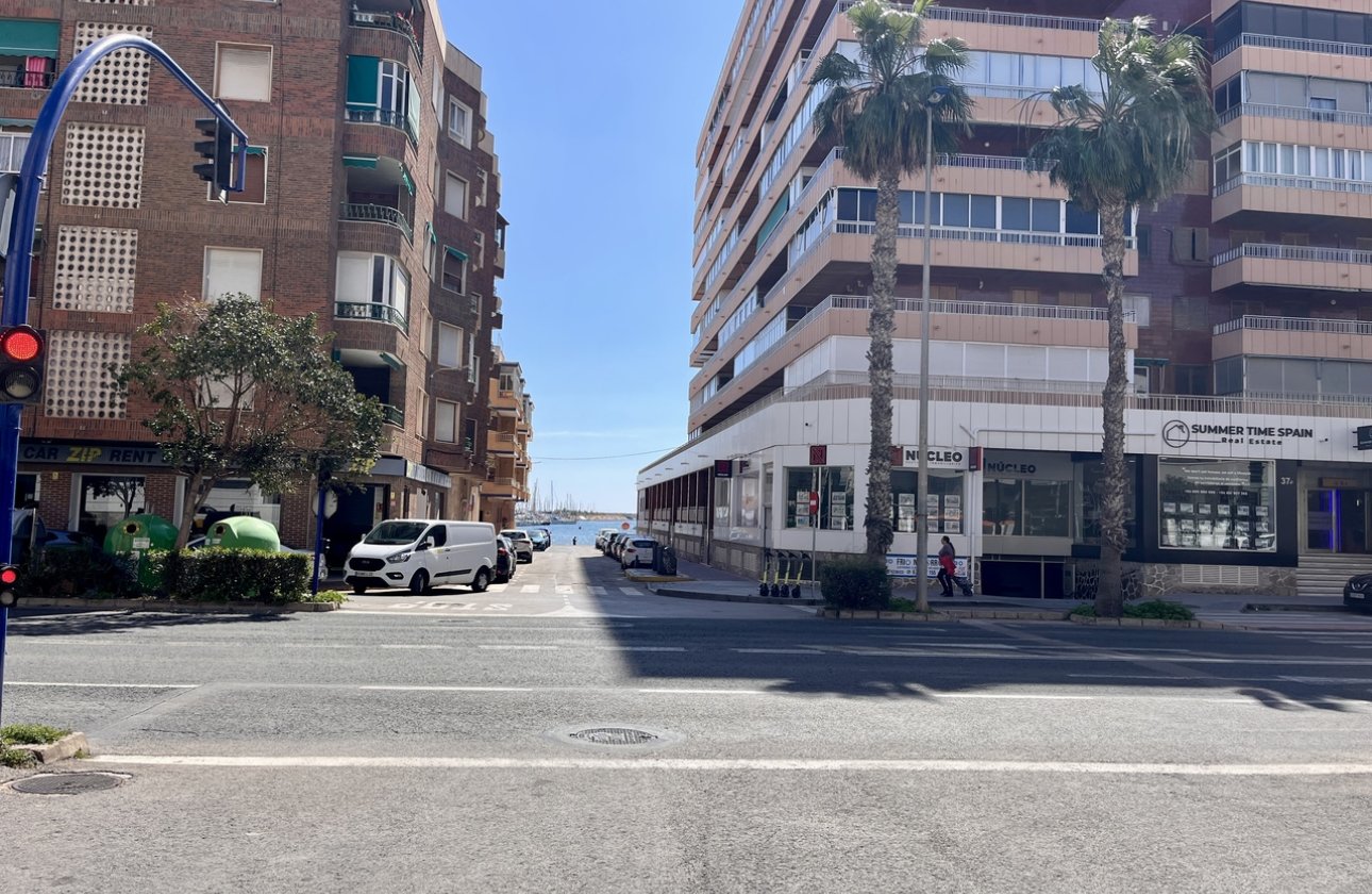 Resale - Apartment / flat - Torrevieja