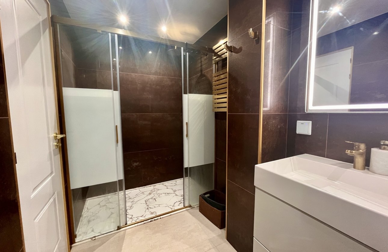 Resale - Apartment / flat - Torrevieja