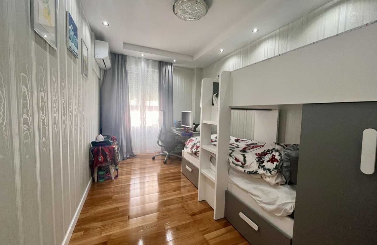 Resale - Apartment / flat - Torrevieja