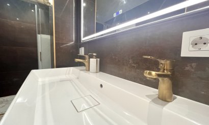 Resale - Apartment / flat - Torrevieja