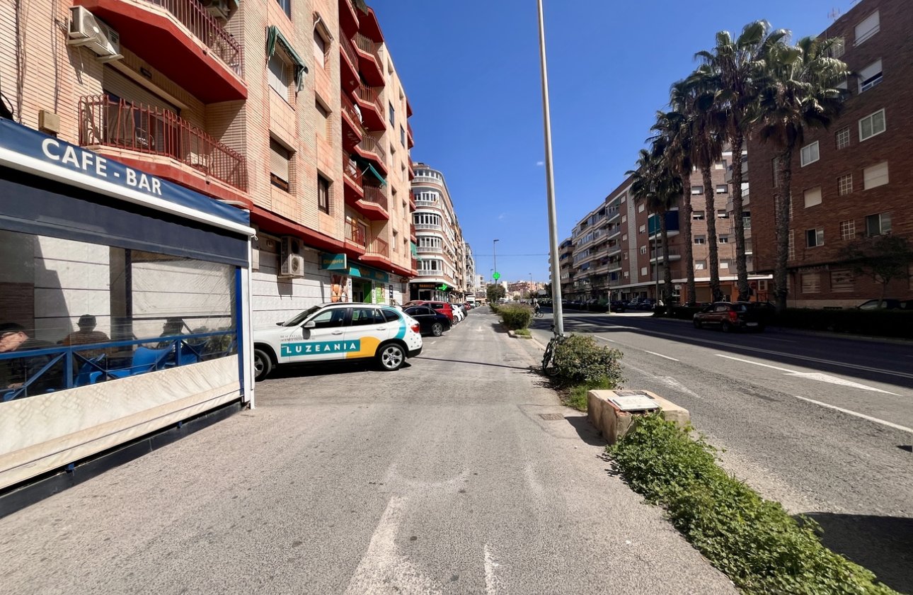 Resale - Apartment / flat - Torrevieja