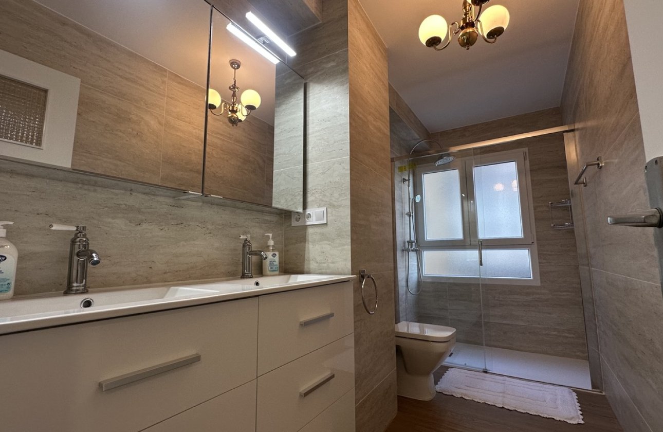 Resale - Apartment / flat - Torrevieja