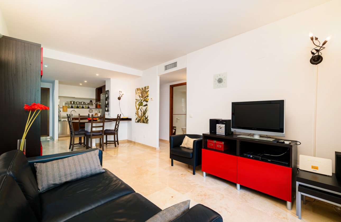 Resale - Apartment / flat - Punta Prima