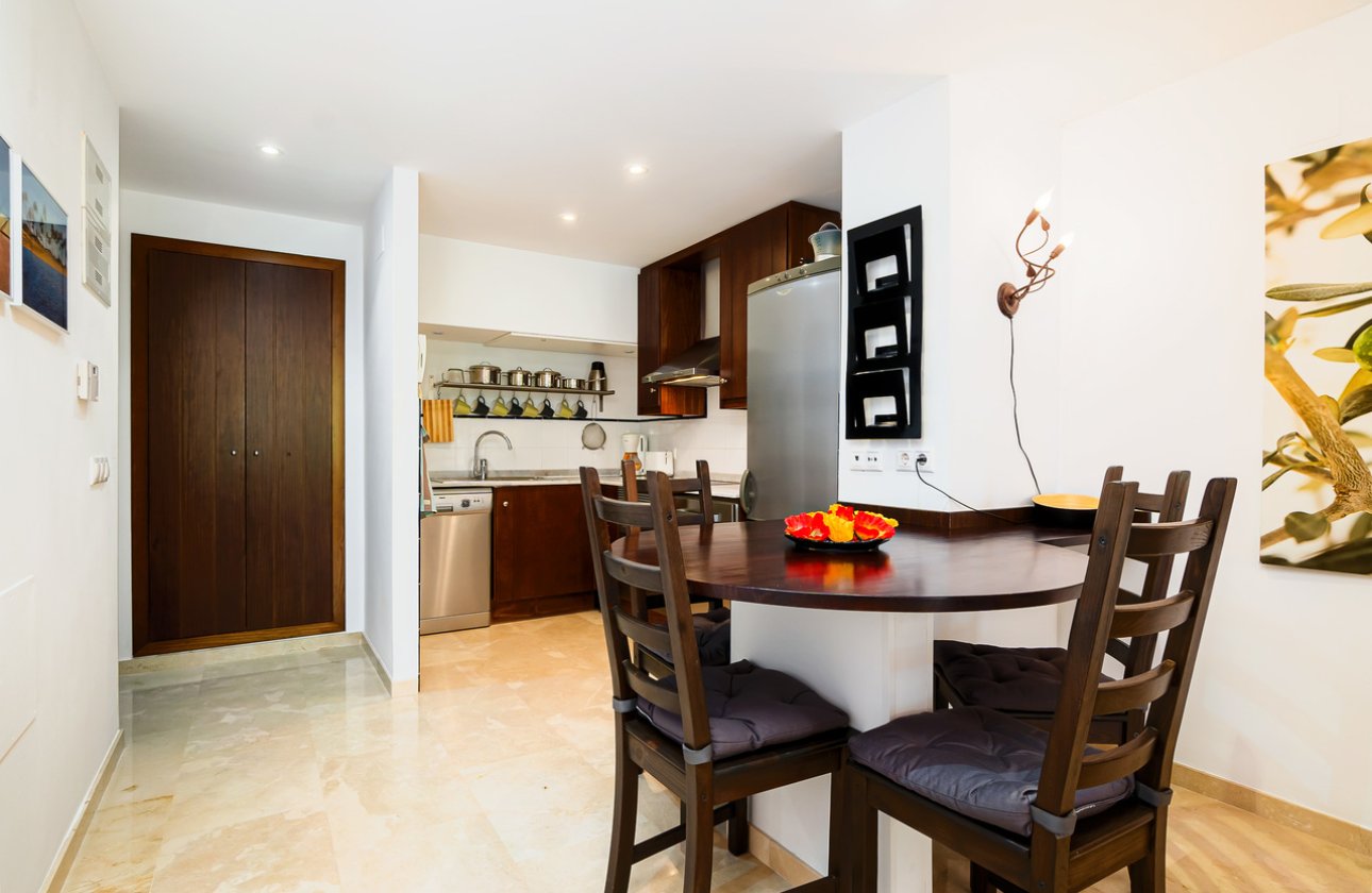 Resale - Apartment / flat - Punta Prima