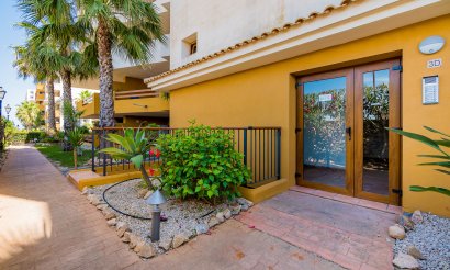 Resale - Apartment / flat - Punta Prima