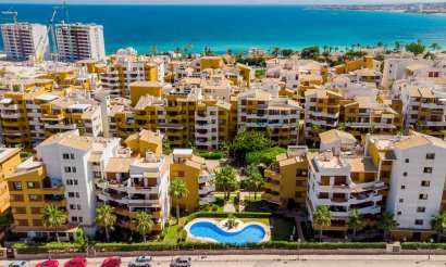 Resale - Apartment / flat - Punta Prima