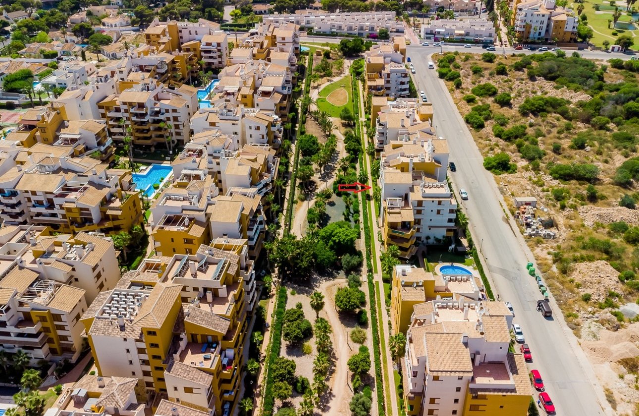 Resale - Apartment / flat - Punta Prima
