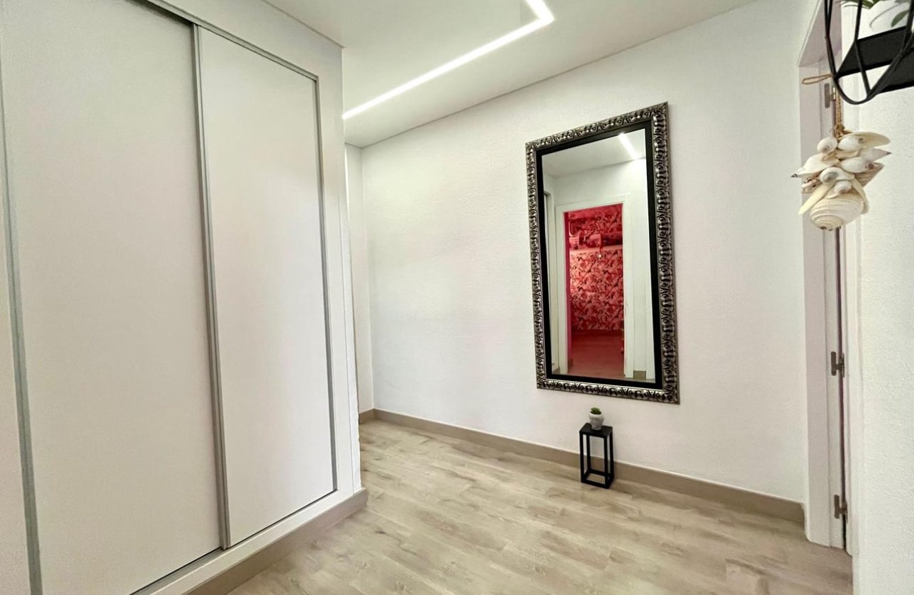 Resale - Apartment / flat - Torrevieja