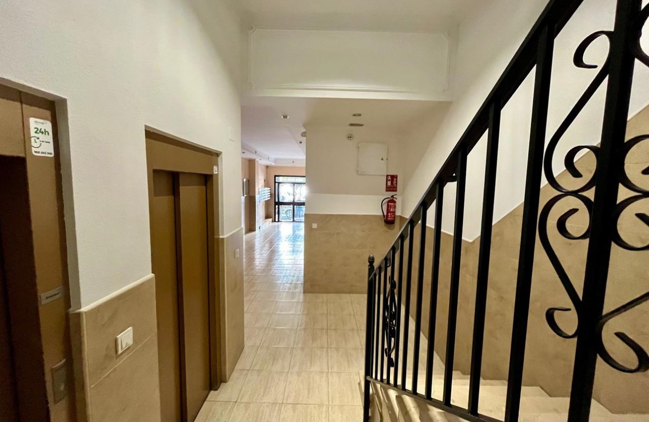Resale - Apartment / flat - Torrevieja